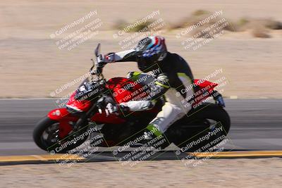 media/Dec-10-2023-SoCal Trackdays (Sun) [[0ce70f5433]]/Turn 9 Inside Set 2 (1115am)/